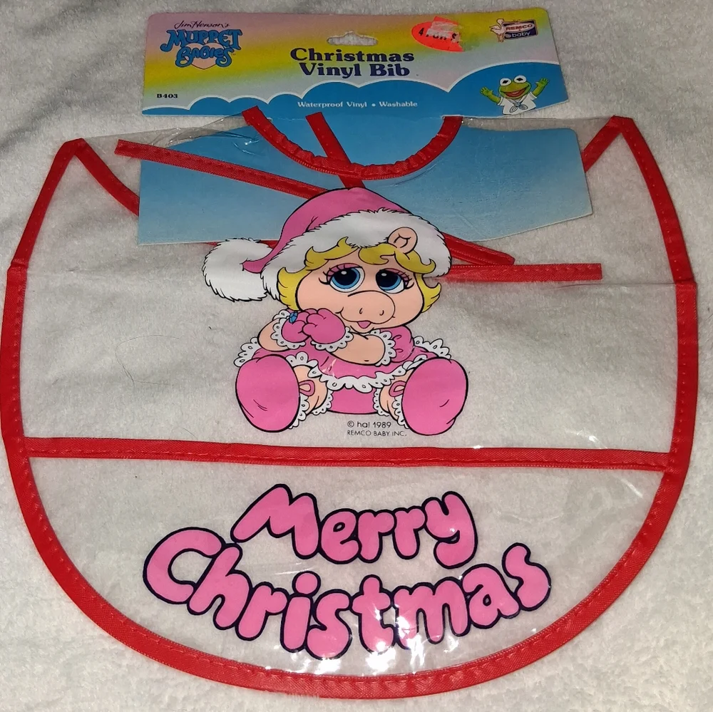 New 1989 Muppets Miss Piggy Vinyl Plastic Christmas Baby Bib Vintage 80s